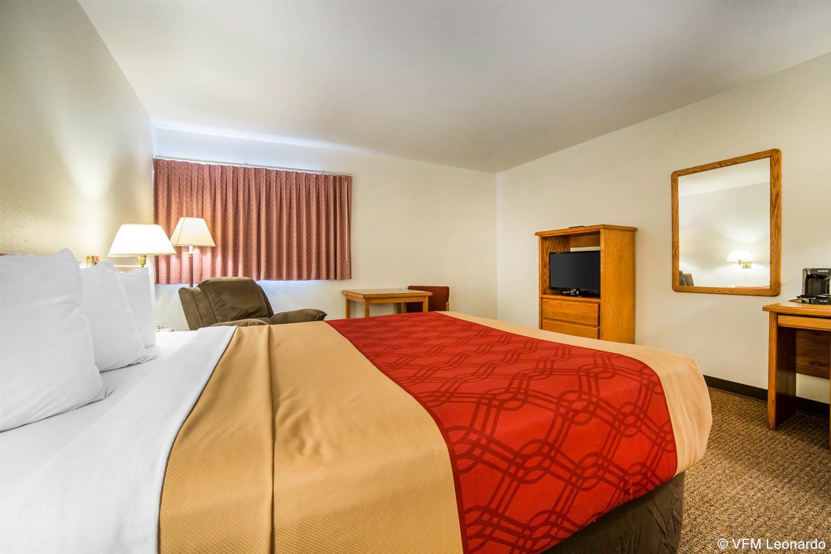 Baymont By Wyndham Missoula Villa Exterior photo
