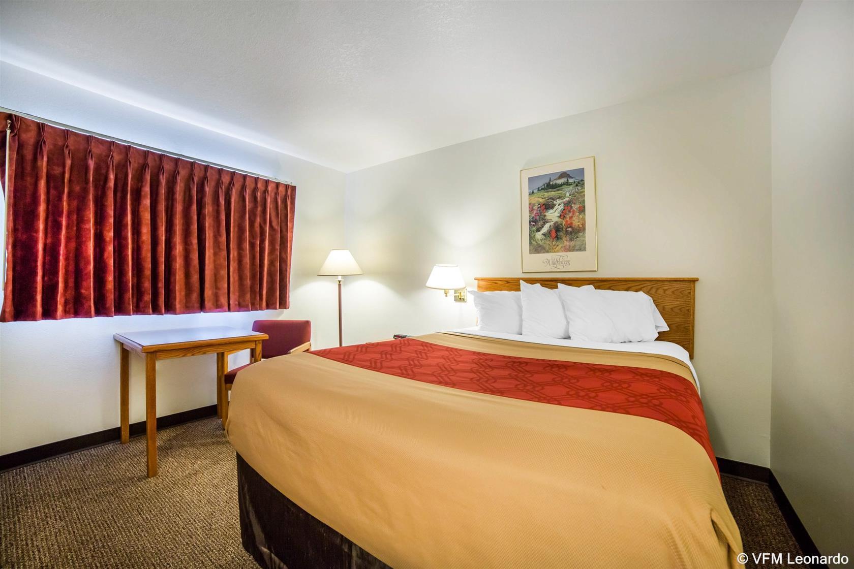 Baymont By Wyndham Missoula Villa Exterior photo